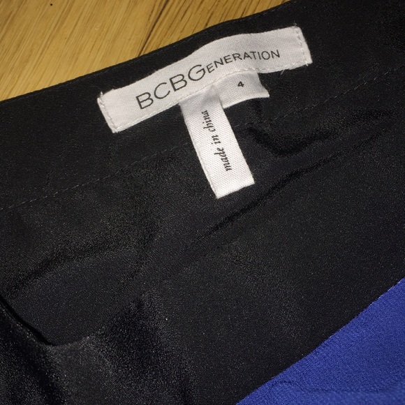 BCBGeneration skirt size 4 - Picture 3 of 3